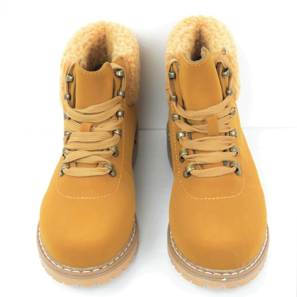 NWT Catherine Malandrino Faux Fur Lace-Up Boots - Picture 2 of 4